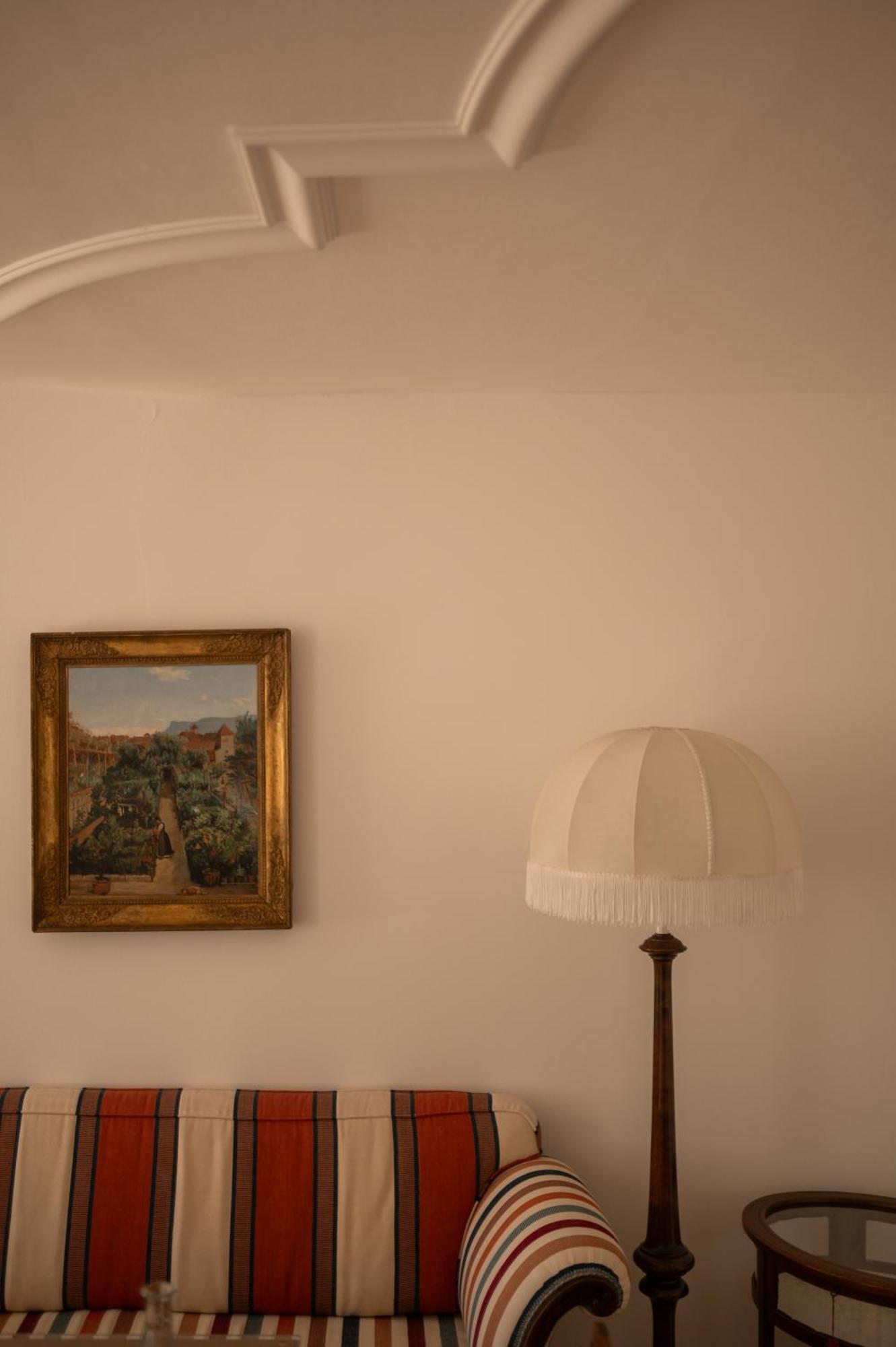 Ottmanngut Suite And Breakfast Merano Exterior photo