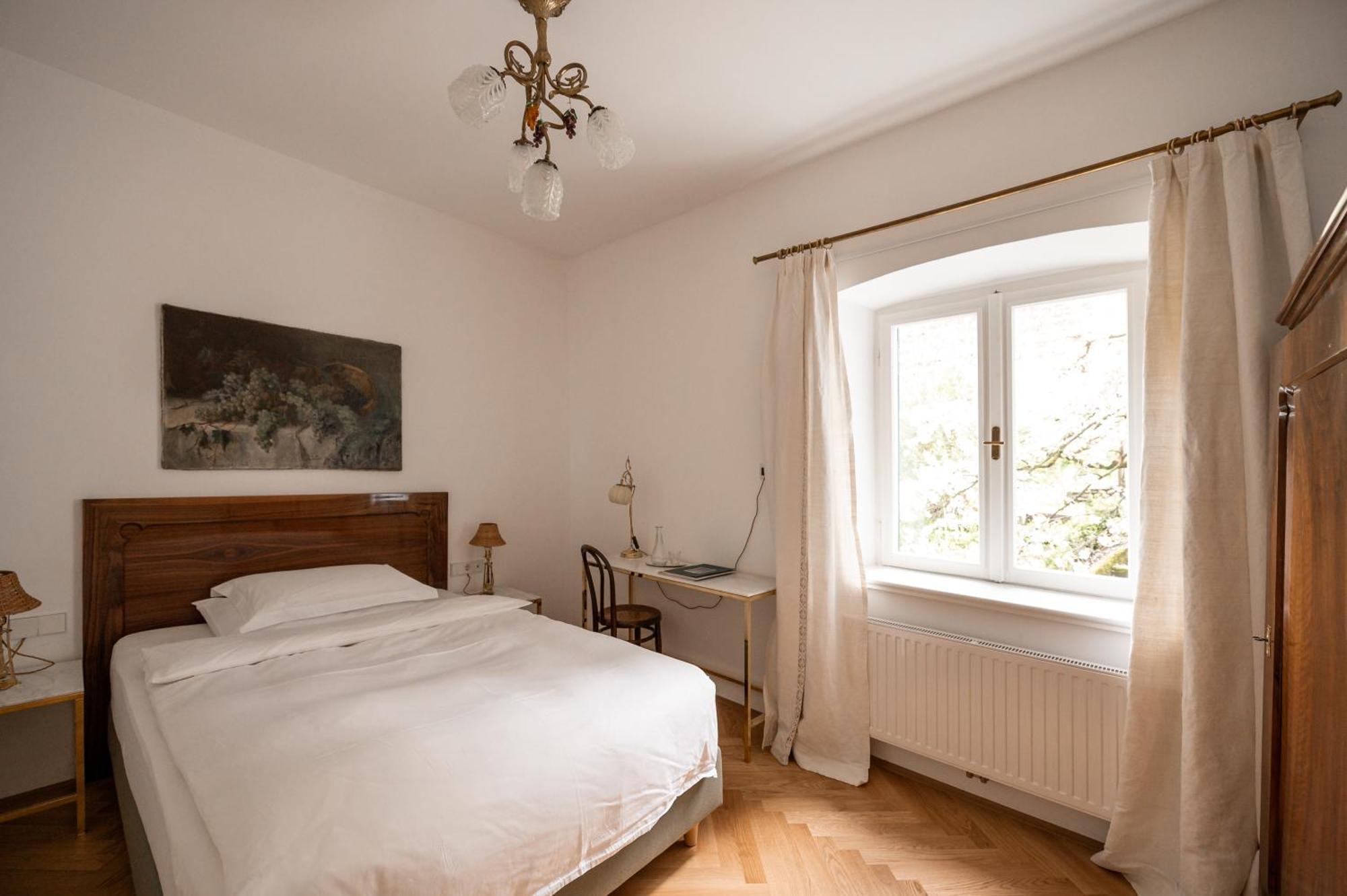 Ottmanngut Suite And Breakfast Merano Room photo