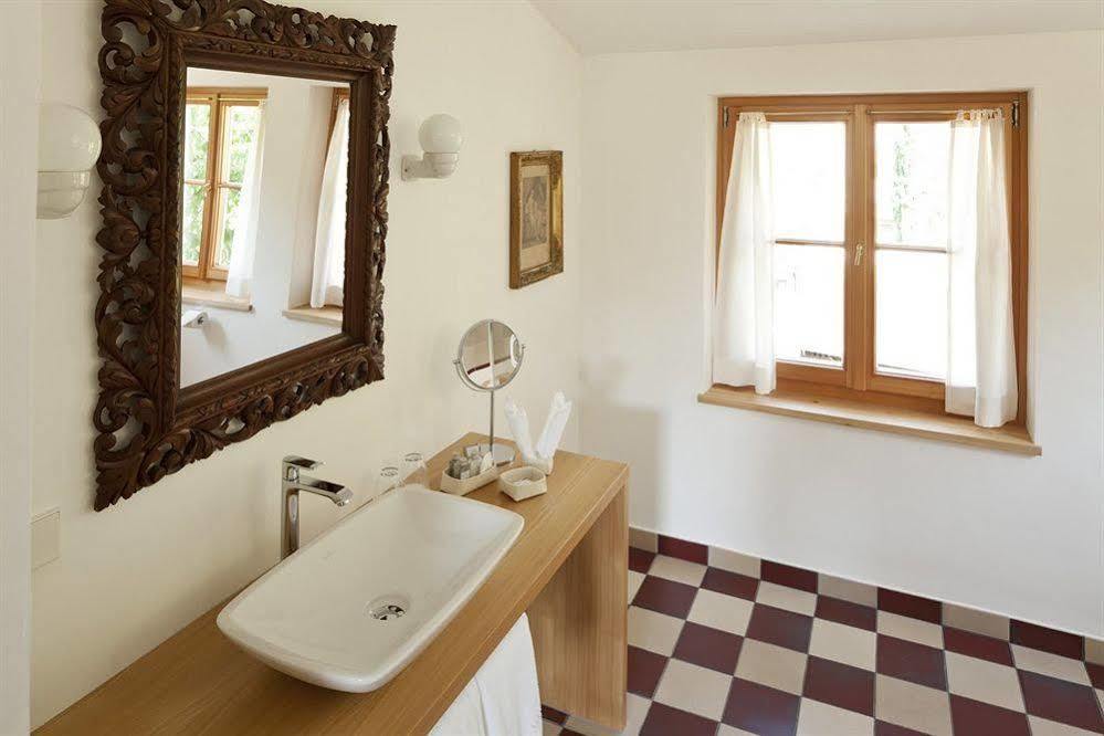 Ottmanngut Suite And Breakfast Merano Exterior photo